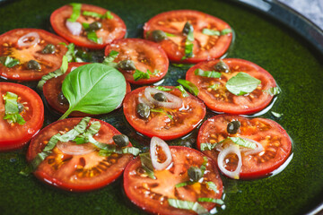modern tomato salad