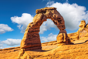 Delicate Arch in Arches national park, Utah. Delicate Arch is a 16m freestanding natural arch located in Arches National Park, near Moab in Grand County, Utah, United States