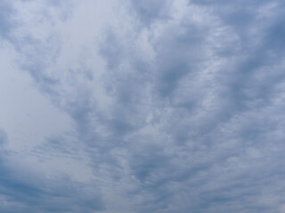 深まる秋の曇り空07