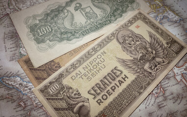 old Indonesian banknotes one hundred rupiah 1943.