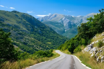 Naklejka premium mountain road in the mountains