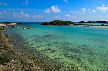 日本にある沖縄宮古島のとても美しい海の風景