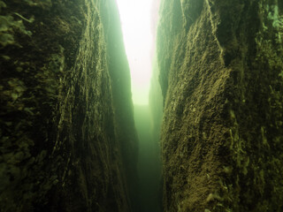 Gap between vertical underwater cliffs