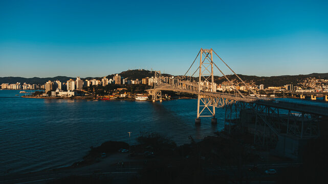 Ponte Herc&iacute;lio Luz - Florian&oacute;polis