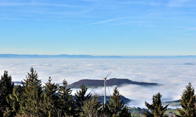 Blick vom Schauinsland in den Nebel