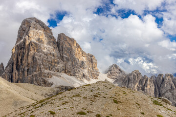 Croda di Toni, a mountain in the Dolomites, with striking alpine landscapes. Ideal for photography, it features rugged peaks, cliffs, and dramatic scenery, perfect for capturing natural mountain