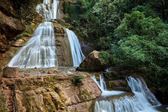 Nature&rsquo;s masterpiece in motion. The cascading beauty of Bayoz Falls invites you to immerse in its refreshing embrace. Surrounded by lush greenery and echoing tranquility. La Merced Junin Peru