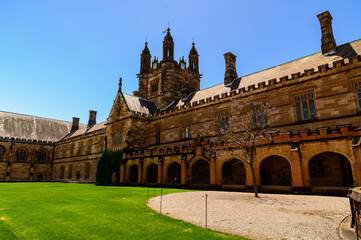 Fototapeta premium The University of Sydney (USYD) is a public research university in Sydney, Australia. Founded in 1850, it is the oldest university in both Australia and Oceania.