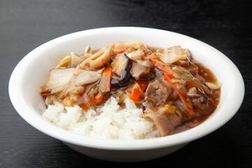 中華風旨煮丼