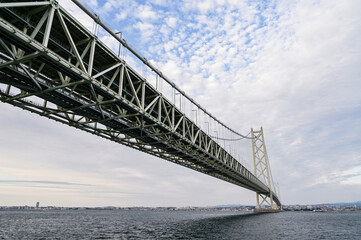 Obraz premium 日本兵庫の明石海峡大橋