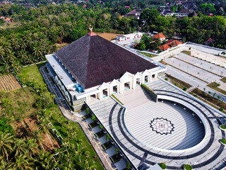 The largest grand mosque in Central Java in Magelang, built in Mungkid, a priority tourist area of ​​Borobudur Temple, Indonesia