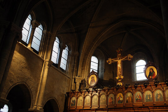 Fototapeta Saint-Julien-le-Pauvre church - Melkite Greek Catholic parish church - Gothic architecture -Fifth arrondissement - Paris - France