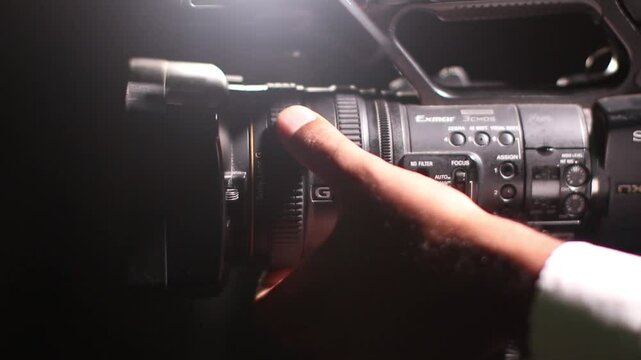 Hand control video camera 