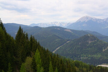 Wedrujac po gorach.