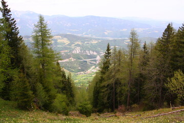 Wedrujac po gorach.