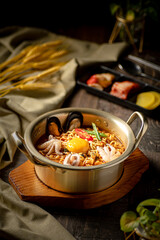 TRADITIONAL KOREA RESTAURANT FOOD 