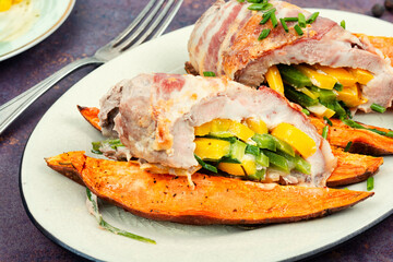 Baked meat roll with sweet potato.