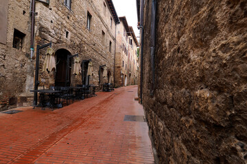  San Gimignano. to malownicze i urokliwe sredniowieczne miasteczko we Włoszech zwane sredniowiecznym Manhatttanem.