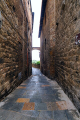  San Gimignano. to malownicze i urokliwe sredniowieczne miasteczko we Włoszech zwane sredniowiecznym Manhatttanem.