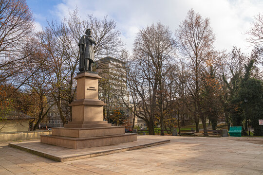Pomnik Adama Mickiewicza w Rzeszowie | Monument to Adam Mickiewicz in Rzesz&oacute;w