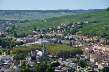 Fototapeta premium Epernay cityscape seen from a hot air balloon, France / 気球から見たエペルネーの街並み フランス 