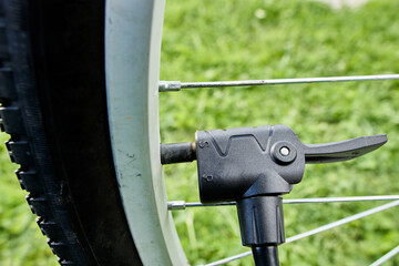 Universal bicycle pump adapter, dual head bike pump nozzle.