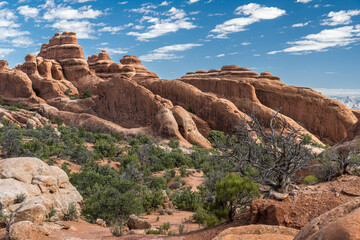 Panoramic view of rock fins in the the Devils Garden trail in Arches National Park in Utah © Roberto Lo Savio