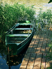 Ukryta łódka © Mateusz