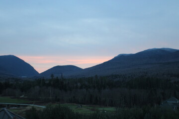 Obraz premium sunset over the mountains