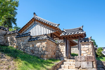 김정희 선생 고택의 영당, 18세기 건립, 충청남도 문화유산