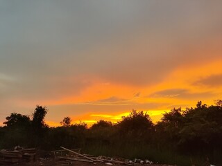 beautiful sunset behind thenew uniska campus building