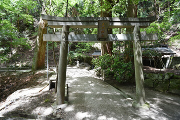 比叡山延暦寺　無動寺谷　参道の弁天堂鳥居　滋賀県大津市坂本