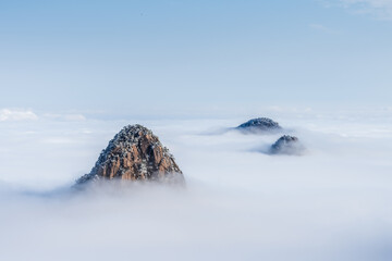 winter cloud sea mountain view
