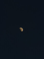 moon in srilanka sky