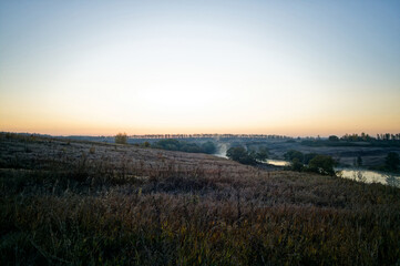 Obraz premium Early October morning on a small river