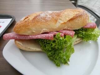 Salamispitzweck