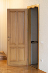 Wood oak door hand made manufacturing