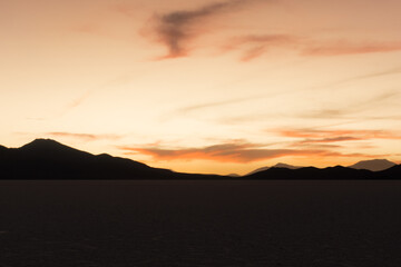 Uyunusi salt flats