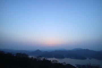 山から見る日の出