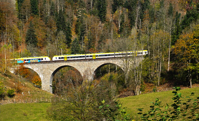 Höllentalbahn auf der Ravennabrücke; Ravennaviadukt; Südschwarzwald, Deutschland