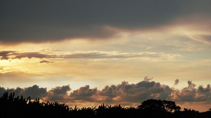 beautiful evening sky photo with dark clouds