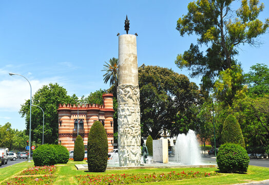Volunteer Sailors Roundabout (Glorieta de los Marineros Voluntarios). Monument in tribute to Juan Sebastian Elcano in Seville, Andalusia, Spain