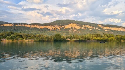 Paysage de la Bresse au coucher du soleil