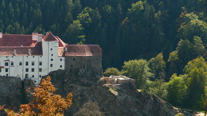 Blick auf den ältesten Bauteil, Schloss Herberstein