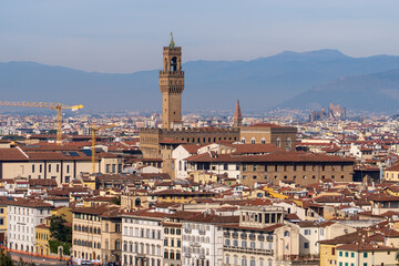 Obraz premium Florence, Italy - November 5, 2024: Florence cityscape and The Palazzo Vecchio (Old Palace).