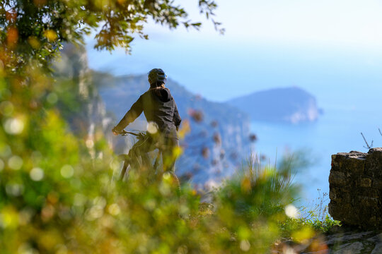 Liguria in Bici Portovenere