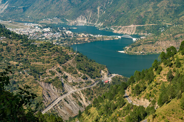 Obraz premium Chinyalisaur Town on Bhagirathi River with Mountain Views, Garhwal Himalayas, Uttarakhand, India