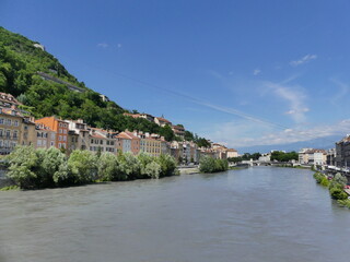 Grenoble ville fleuve
