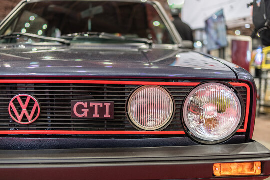 Face avant d'une Volkswagen Golf GTI Mk2	