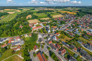 Ausblick auf die Gemeinde Affing in Schwaben nordöstlich von Augsburg